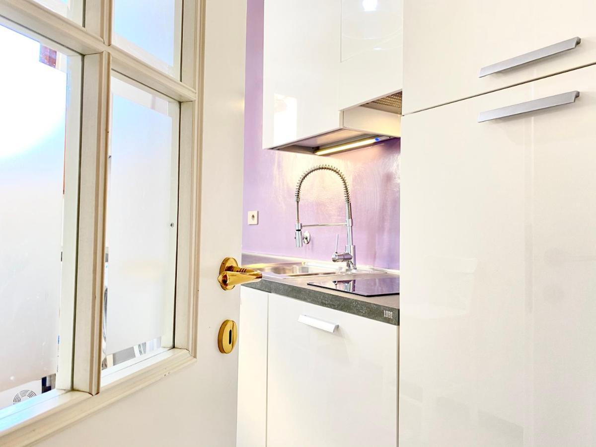 Fontana Di Trevi Private Luxury Apartaments Rzym Zewnętrze zdjęcie